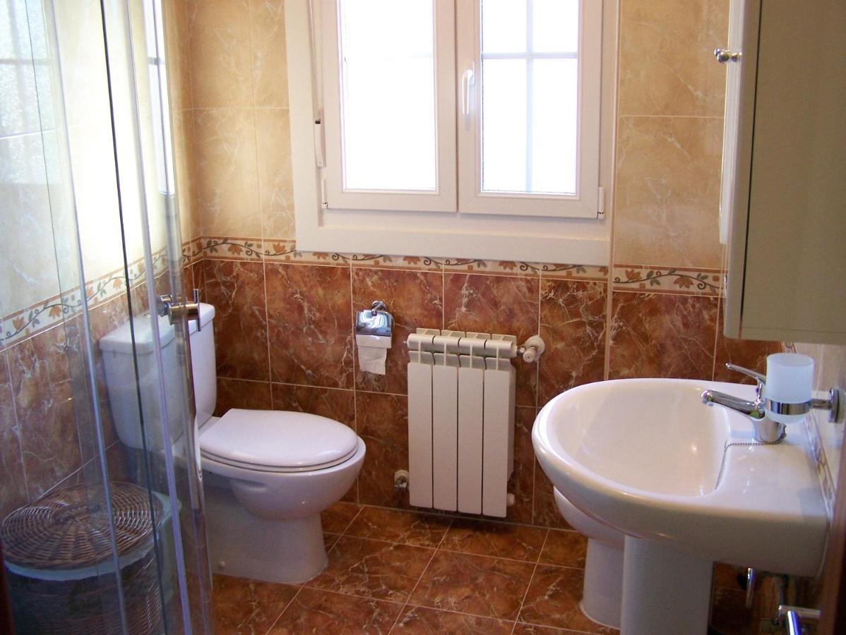 Apartamentos Turisticos San Breixo Карбальо Екстериор снимка