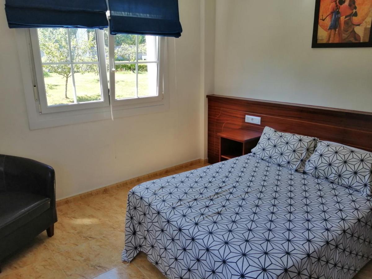 Apartamentos Turisticos San Breixo Карбальо Екстериор снимка