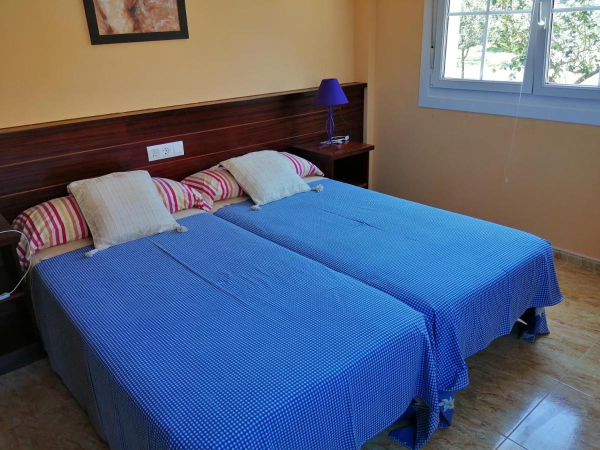 Apartamentos Turisticos San Breixo Карбальо Екстериор снимка